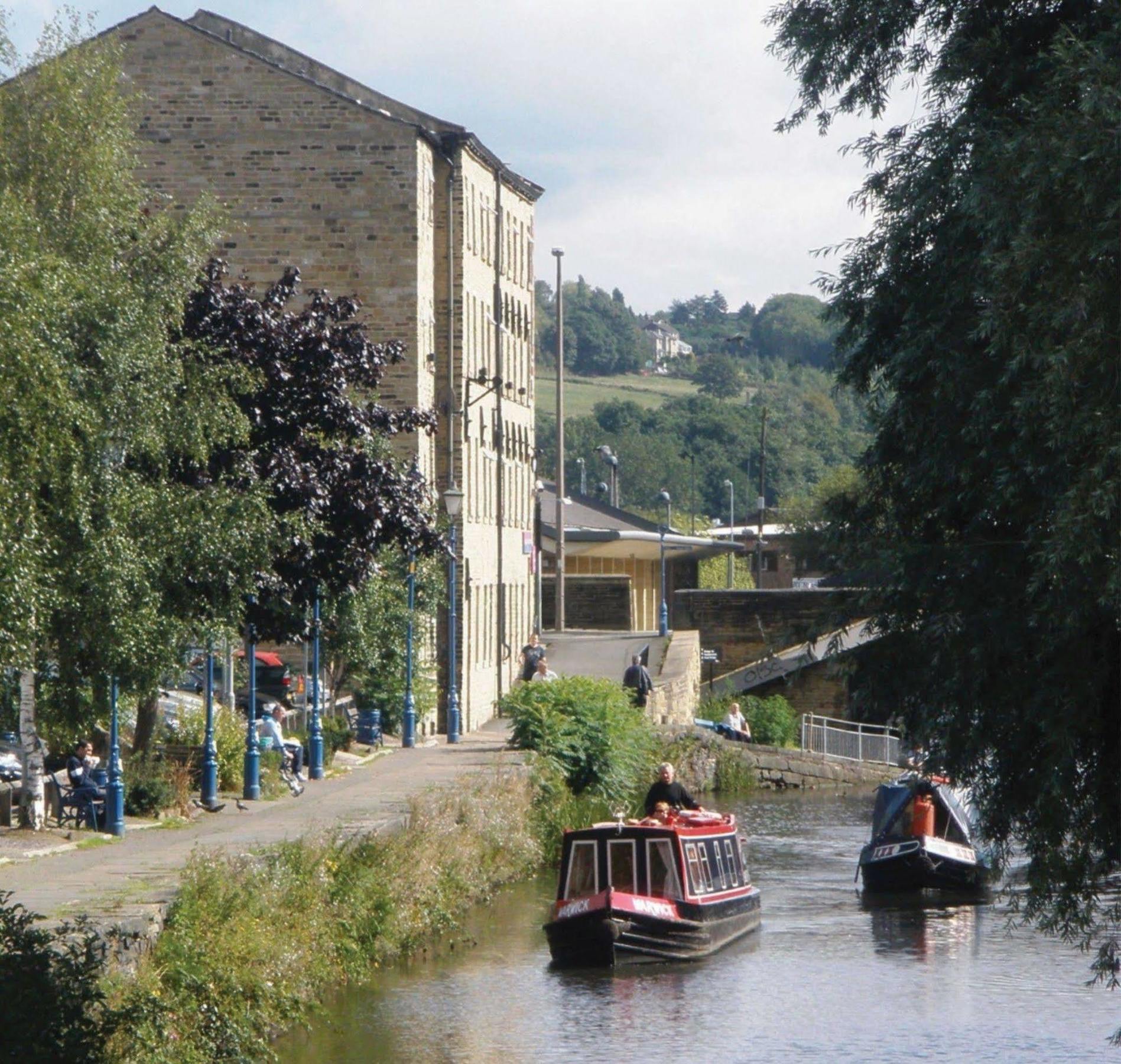 Waterfront Hotel Brighouse Luaran gambar